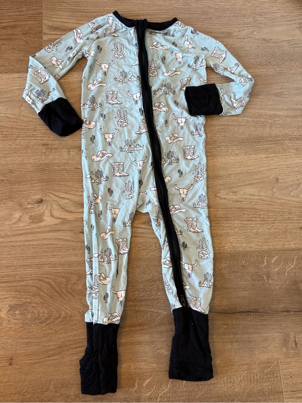Little One Shop Black Blue Western Desert Print Zip One-Piece Romper 18/24 Month